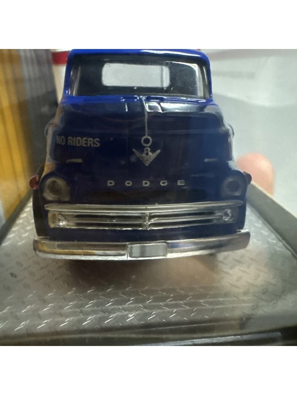1:64 M2 Machines Auto-Haulers 1957 Dodge COE & B&M Trailer R11 Limited To 5,000